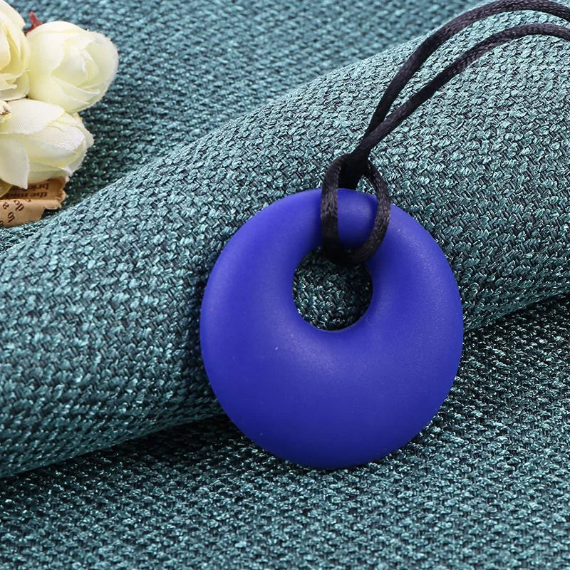 Silicone Chew Pendant Sensory Teether Necklace Kids Silicone Chewy Toys Bite and Chew Baby Care BPA Free Beads