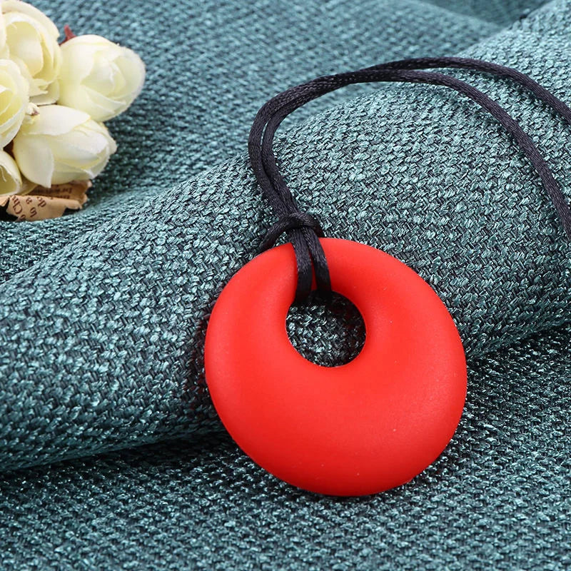 Silicone Chew Pendant Sensory Teether Necklace Kids Silicone Chewy Toys Bite and Chew Baby Care BPA Free Beads