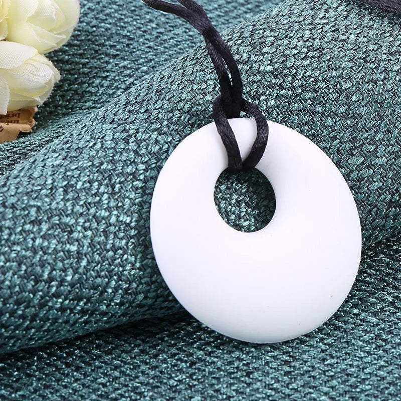 Silicone Chew Pendant Sensory Teether Necklace Kids Silicone Chewy Toys Bite and Chew Baby Care BPA Free Beads