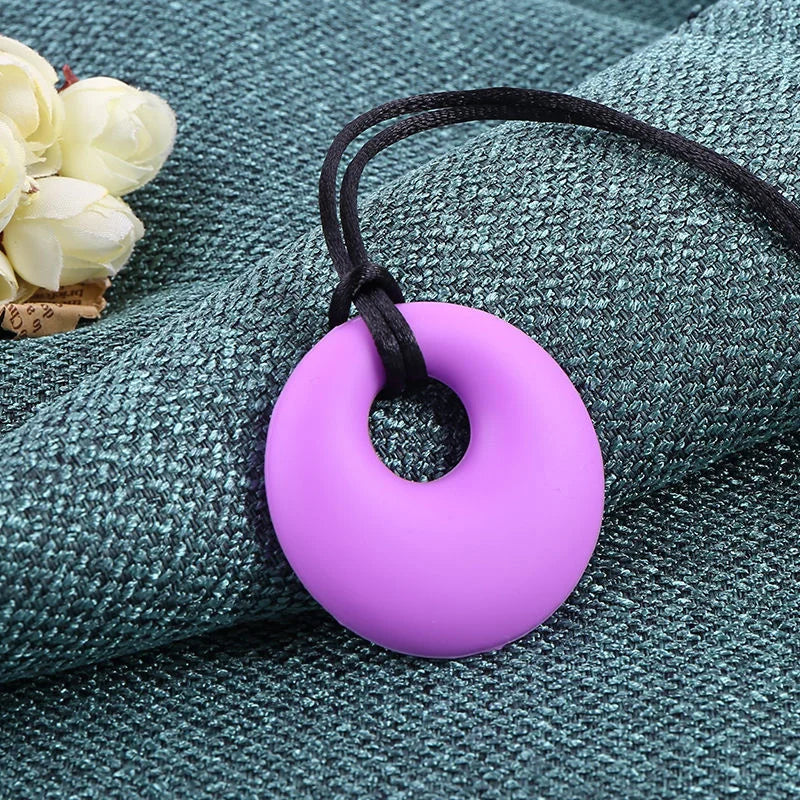 Silicone Chew Pendant Sensory Teether Necklace Kids Silicone Chewy Toys Bite and Chew Baby Care BPA Free Beads